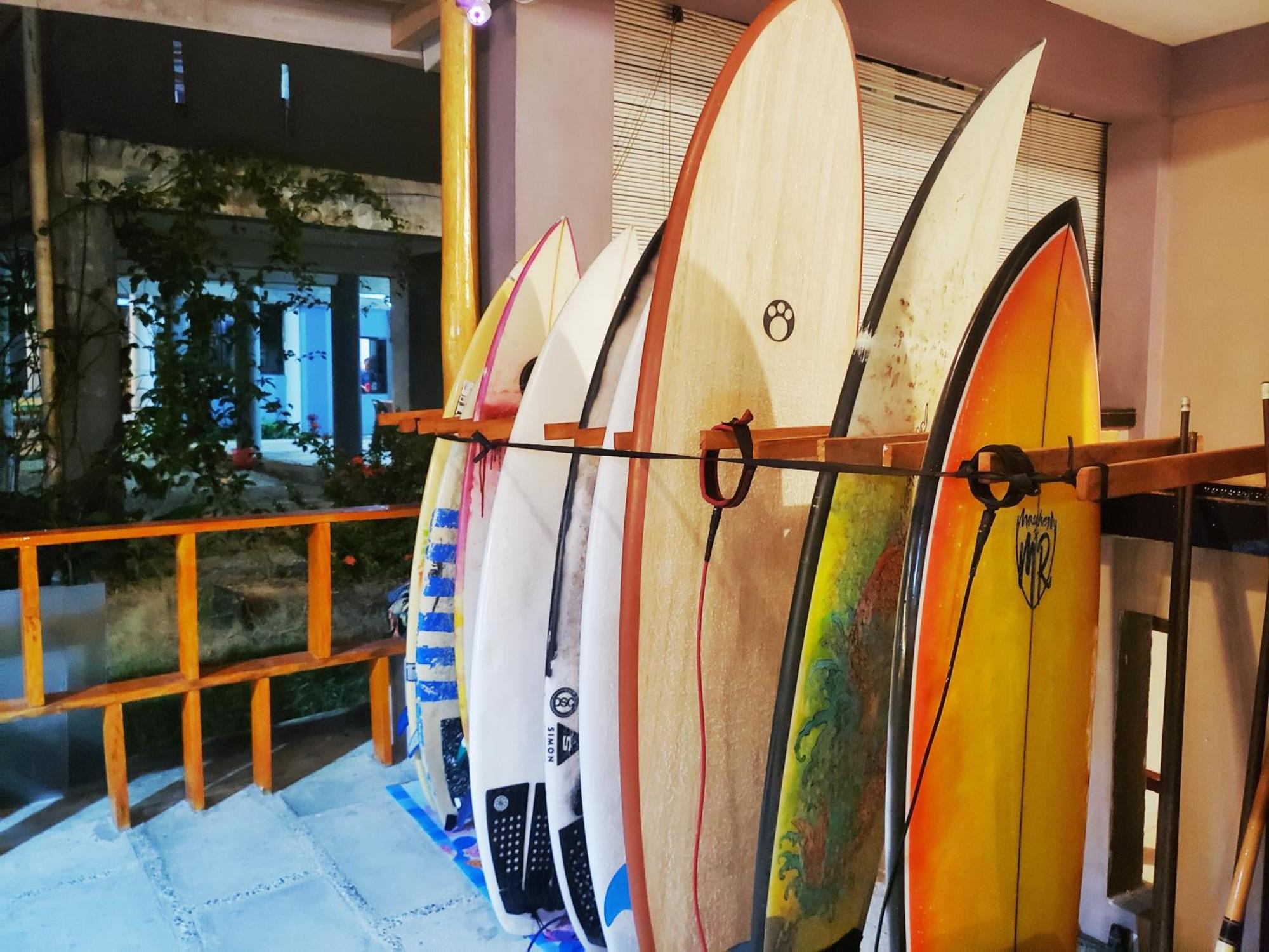 Raffiel Nias Apartment Lagudri Bagian luar foto
